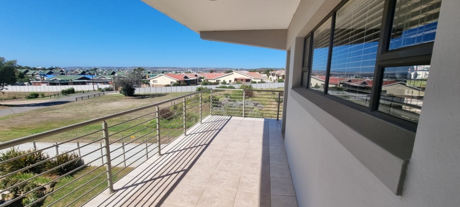 3 Bedroom Property for Sale in Hartenbos Central Western Cape